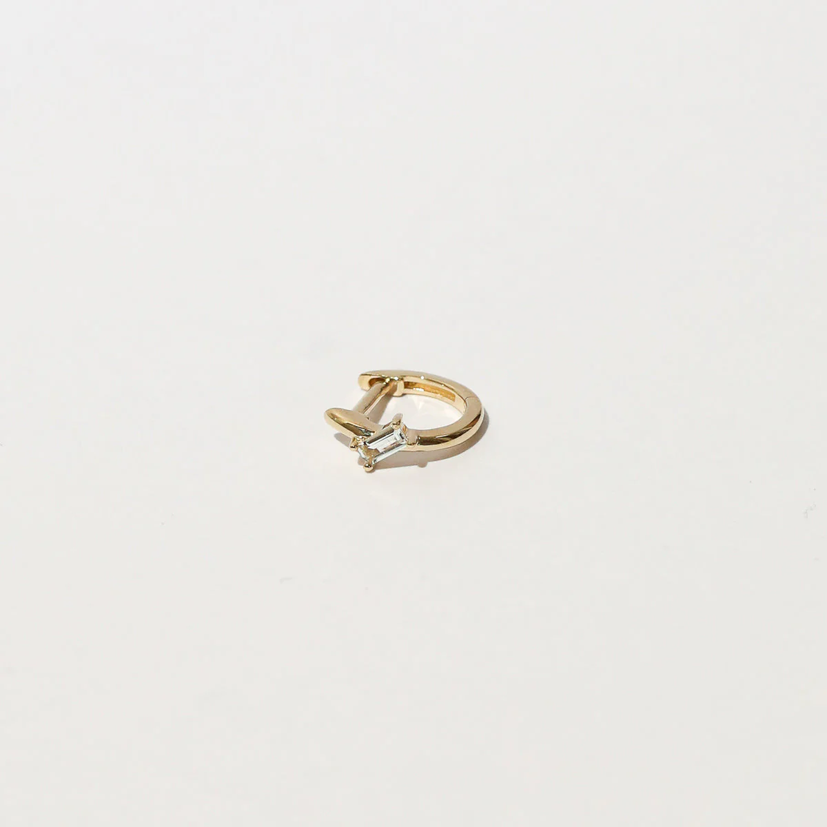 Baguette Piercing Hoop in Solid Gold - Image 3