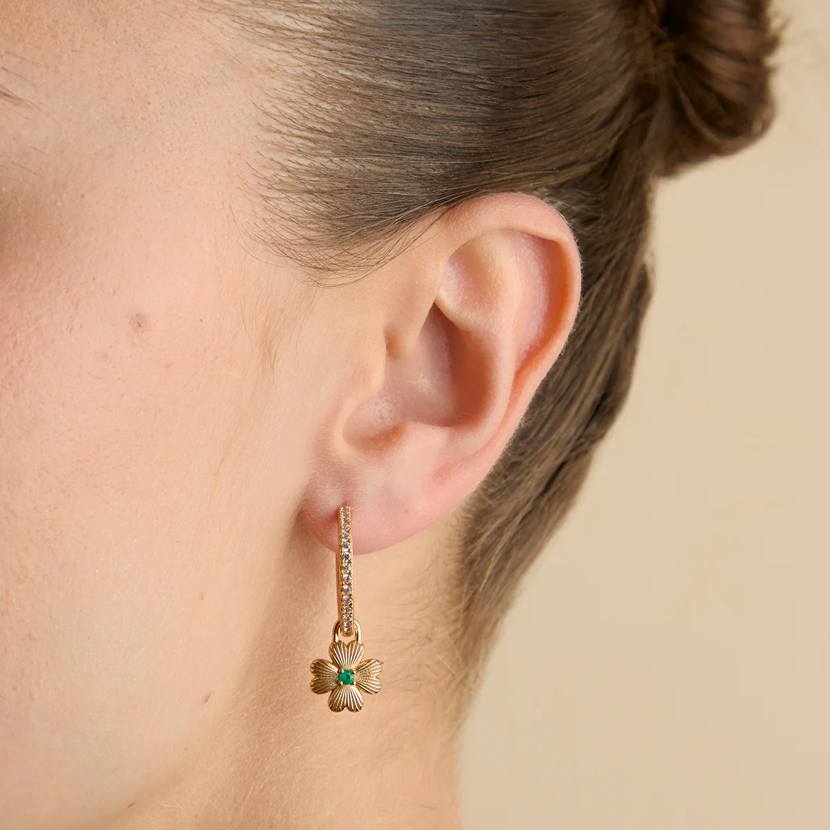 Clover Clip Charm in Gold - Image 6