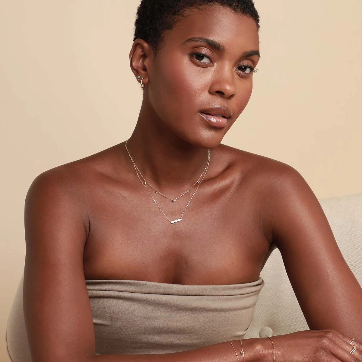 Cosmic Star Topaz Bar Necklace in Solid Gold - Image 5