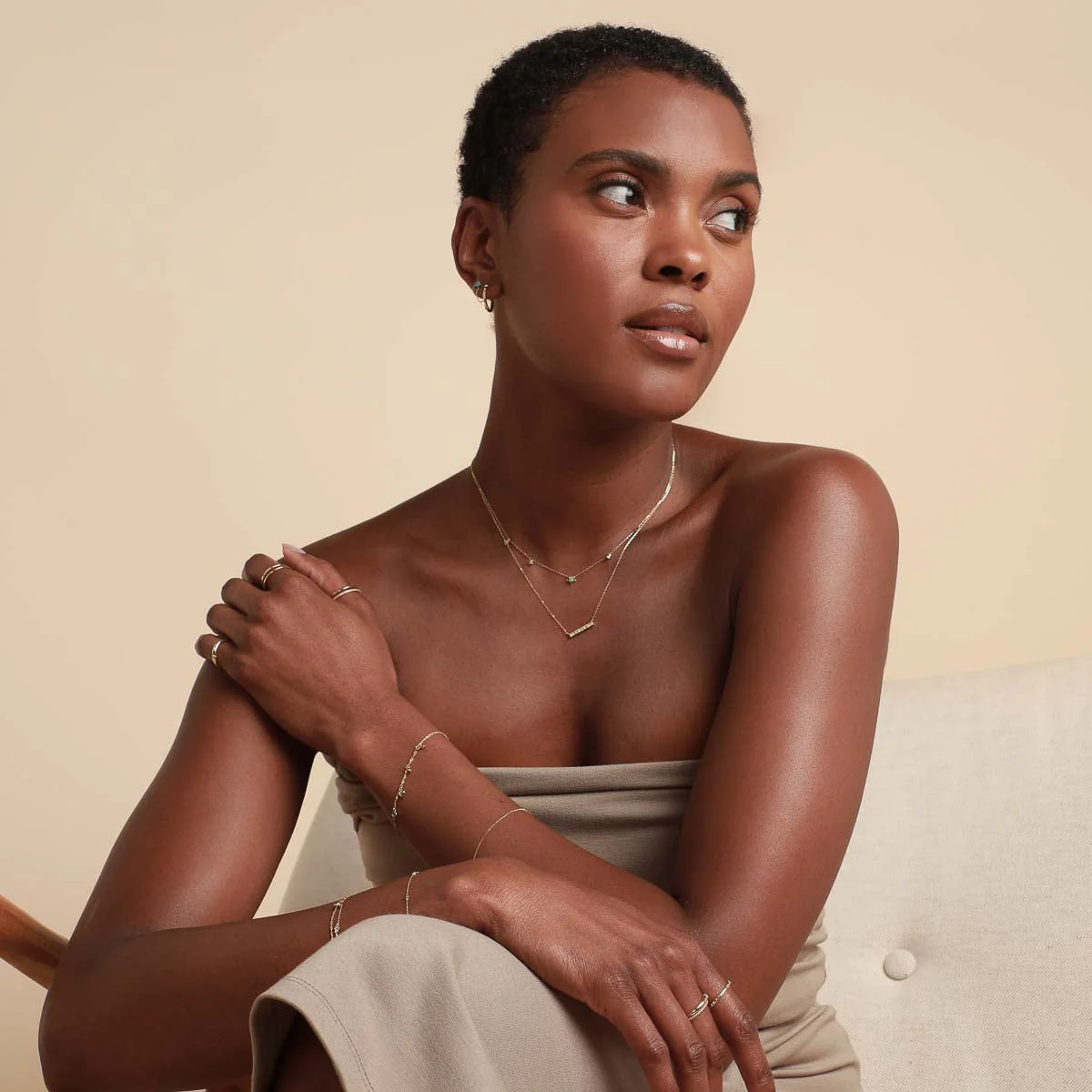 Cosmic Star Topaz Bar Necklace in Solid Gold - Image 6