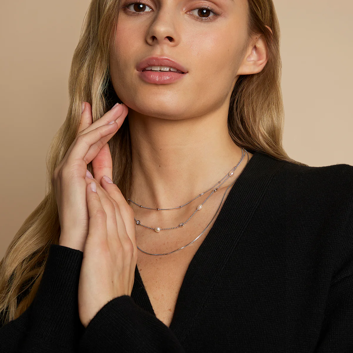 Essential Pearl Necklace Stacking Set in Silver - Image 3