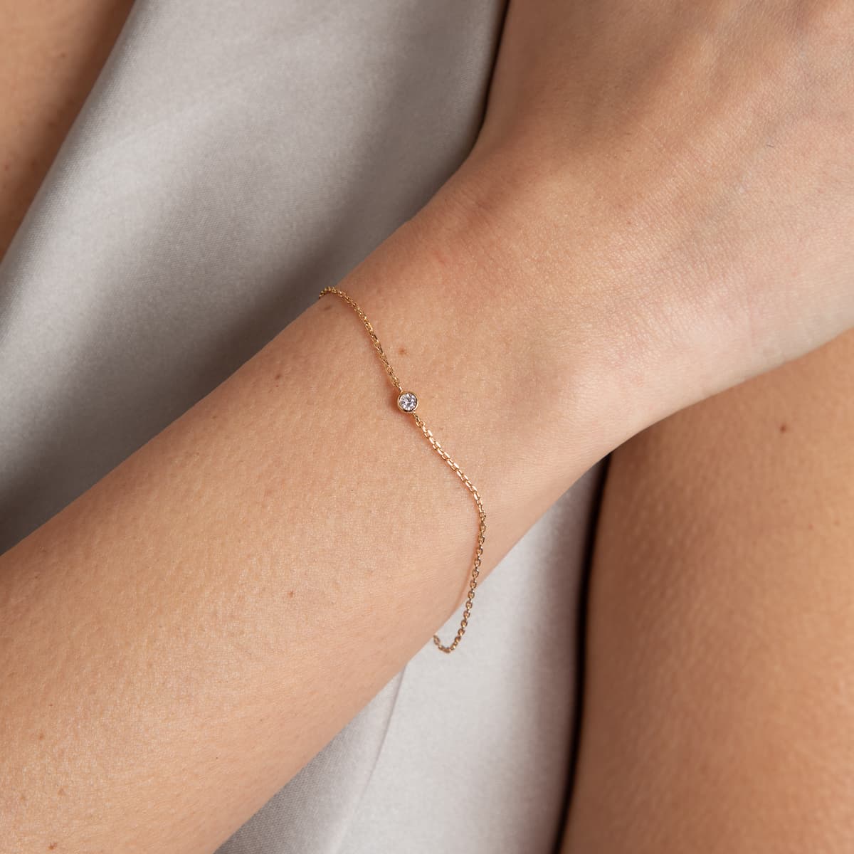 Gleam Tennis Bracelet Gift Set in Gold - Image 3