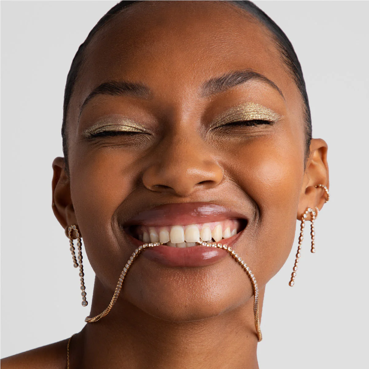 Gleam Tennis Chain Necklace in Gold - Image 6