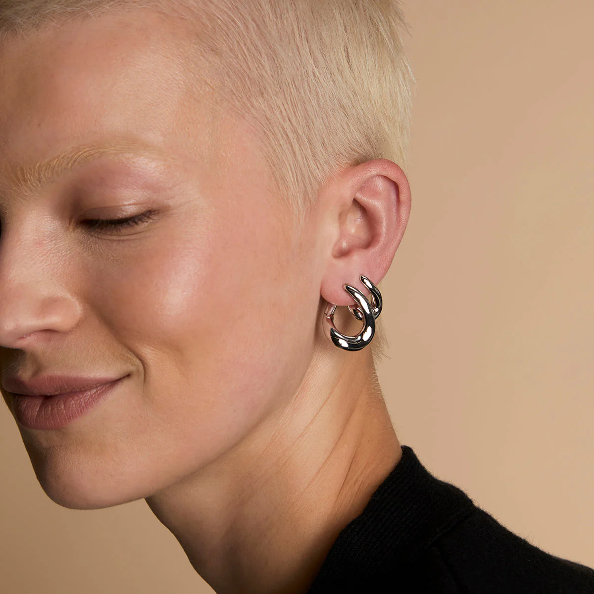 Molten Hoops Stacking Set in Silver - Image 4