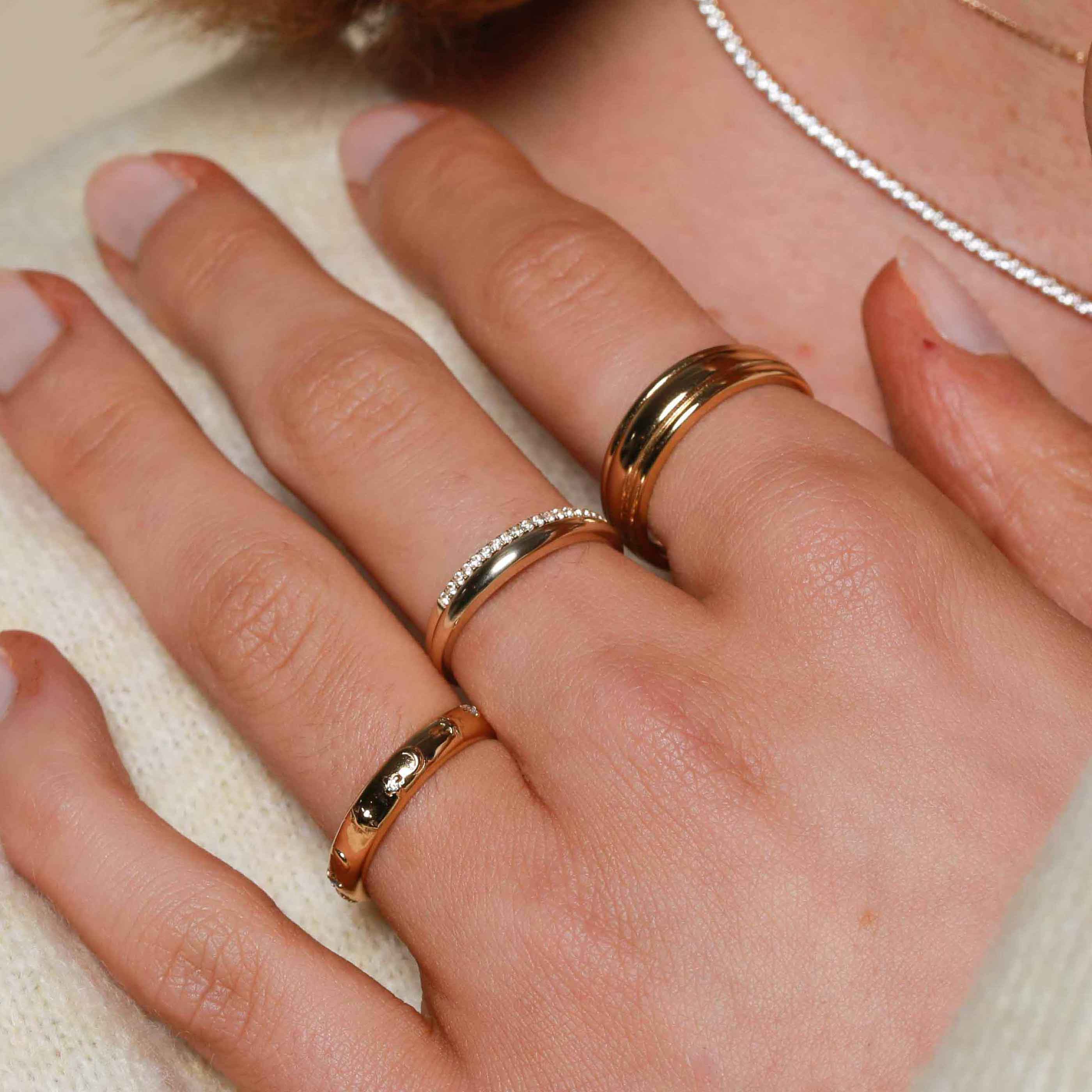 Topaz Eternity Ring in Solid Gold - Image 4